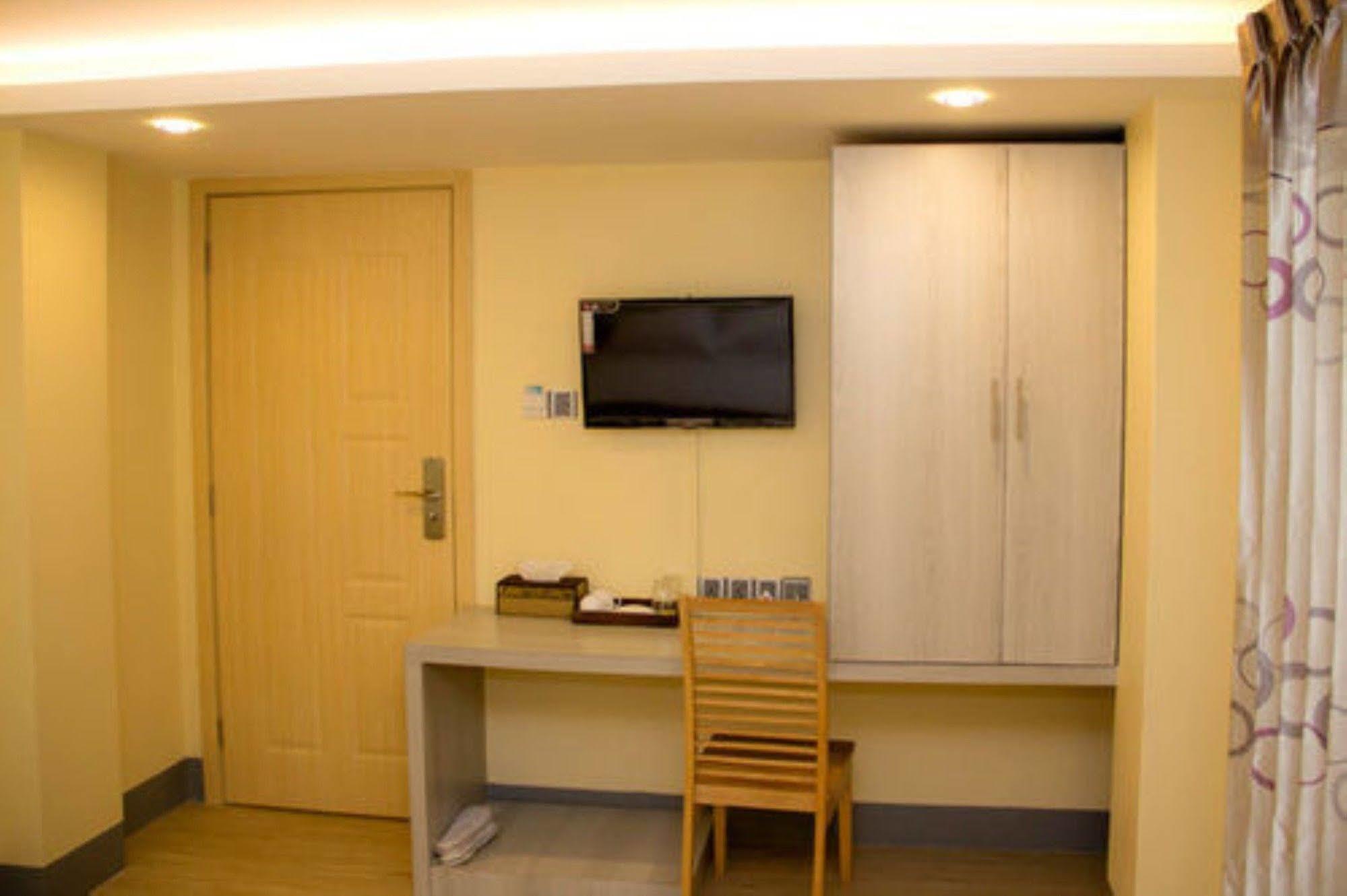 Hotel Mila Noa Yangon Exterior foto